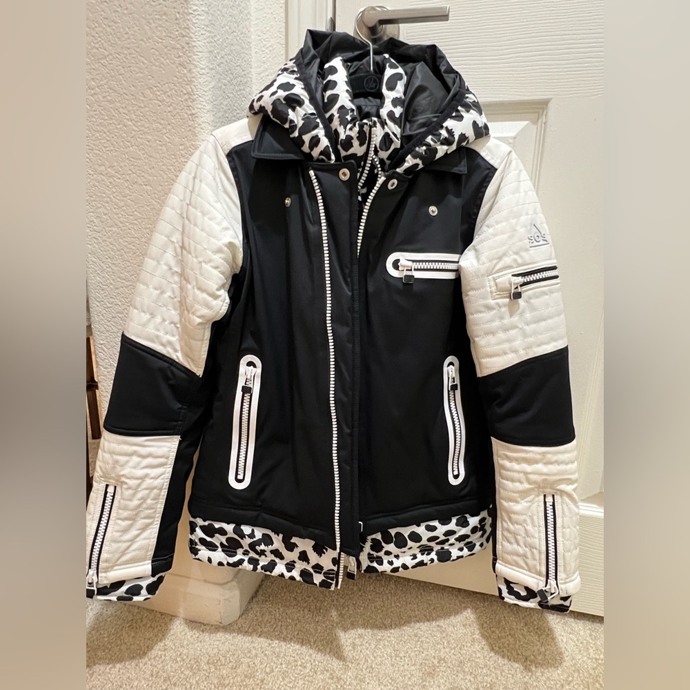 SOS Black Snow Women’s Ski Jacket Size 36, Small